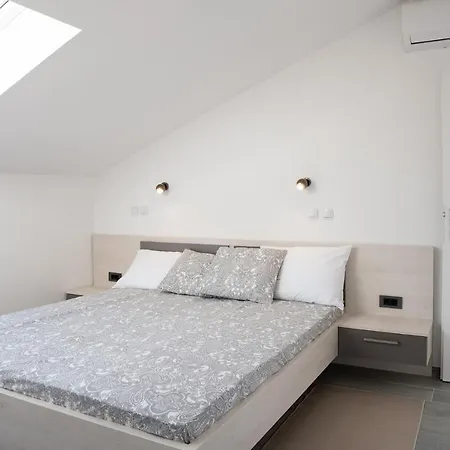 Apartment Vrtodusic Banjol